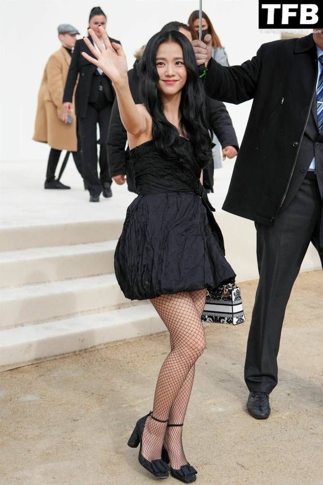 Leggy Kim Ji-soo Attends the Dior Fashion Show in Paris - #21