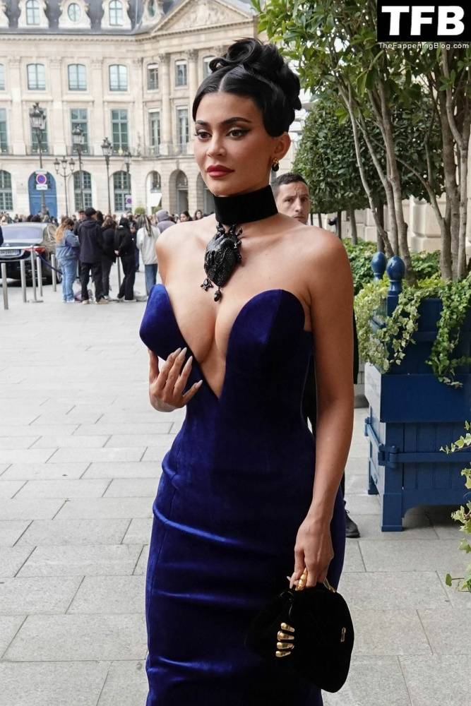 Busty Kylie Jenner Flaunts Her Deep Cleavage in Paris (54 Photos + Video) - #25
