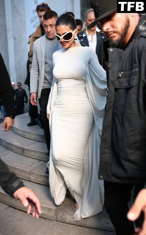 Kylie Jenner Flaunts Her Curves in a White Dress During Paris Fashion Week - #28