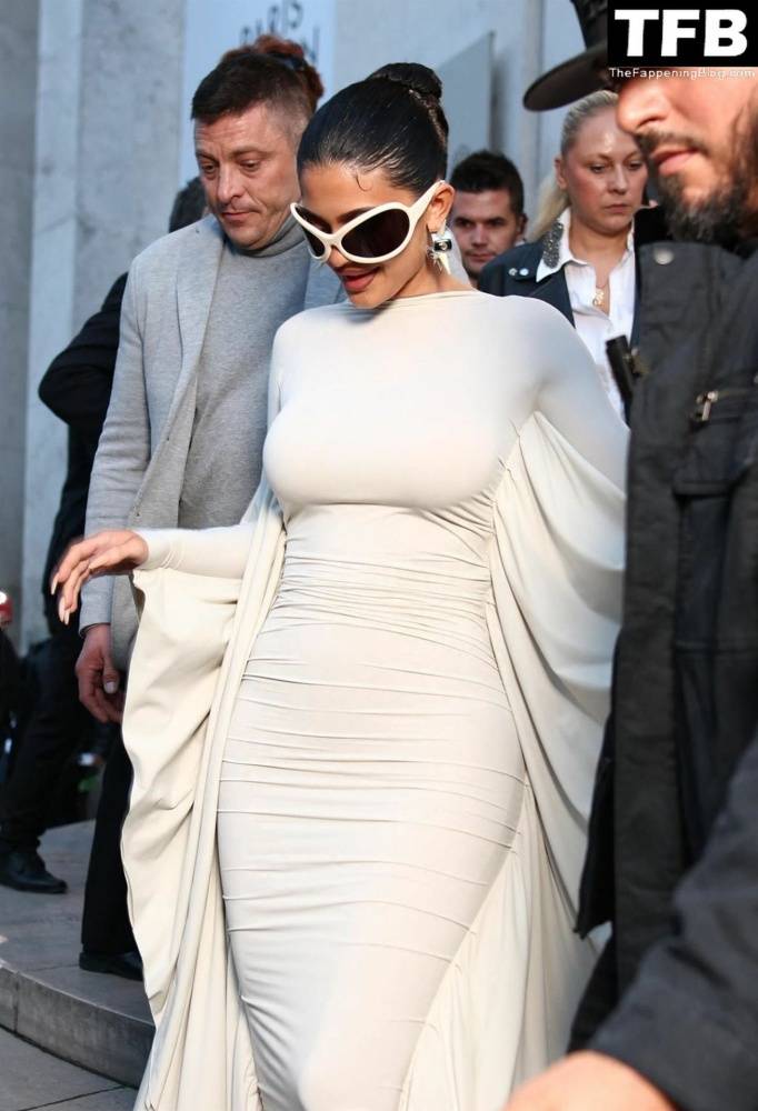 Kylie Jenner Flaunts Her Curves in a White Dress During Paris Fashion Week - #11