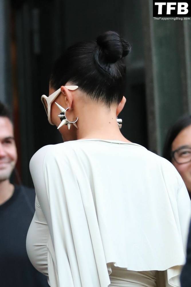 Kylie Jenner Flaunts Her Curves in a White Dress During Paris Fashion Week - #43