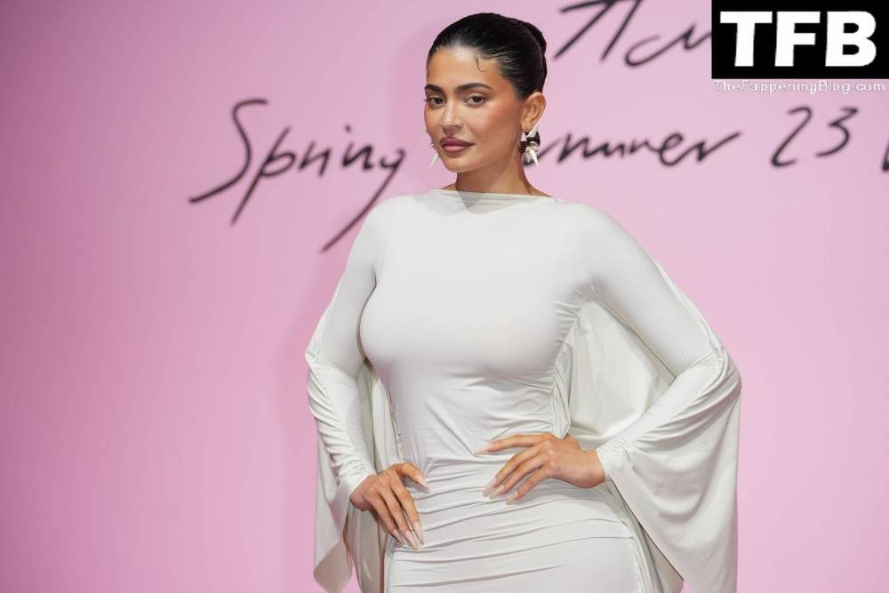 Kylie Jenner Flaunts Her Curves in a White Dress During Paris Fashion Week - #71