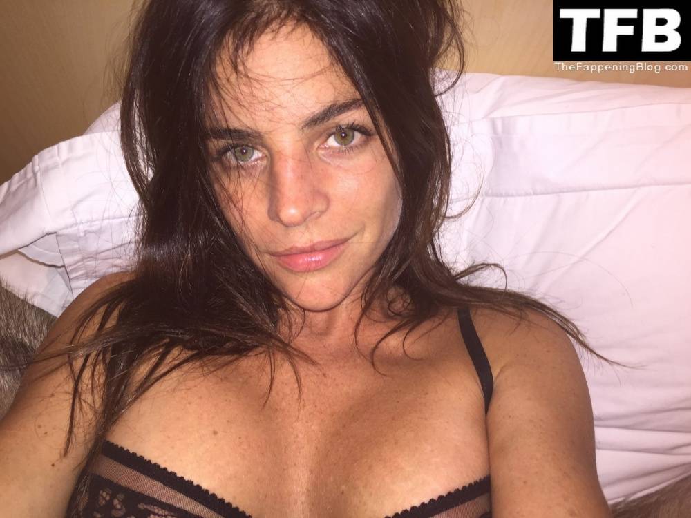 Julia Restoin Roitfeld Nude & Sexy Leaked The Fappening - #8
