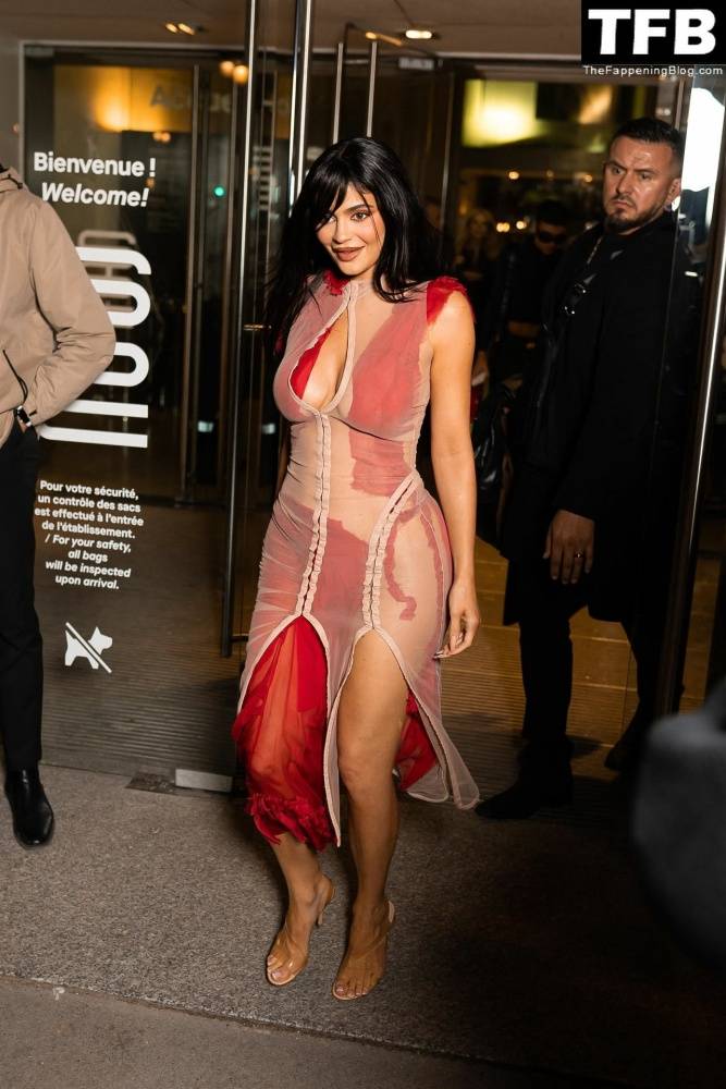 Kylie Jenner is Ravishing in Red Leaving Dinner at 1CChez Loulou 1D During PFW - #4