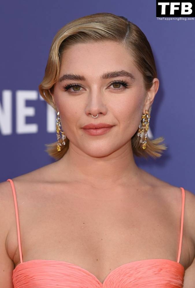 Florence Pugh Stuns on the Red Carpet at 1CThe Wonder 1D Premiere in London - #41