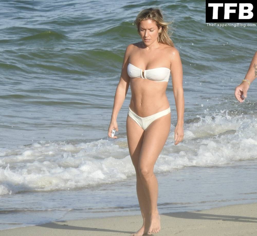 Kristin Cavallari Looks Incredible as She Takes a Dip in the Ocean in a White Bikini - #36