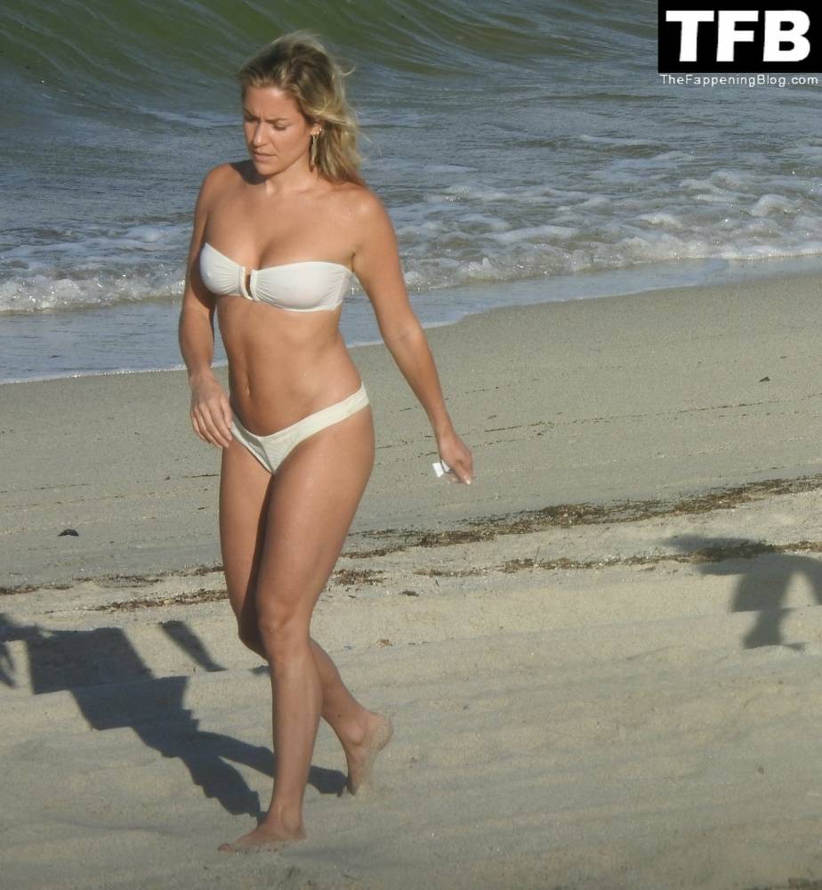 Kristin Cavallari Looks Incredible as She Takes a Dip in the Ocean in a White Bikini - #43