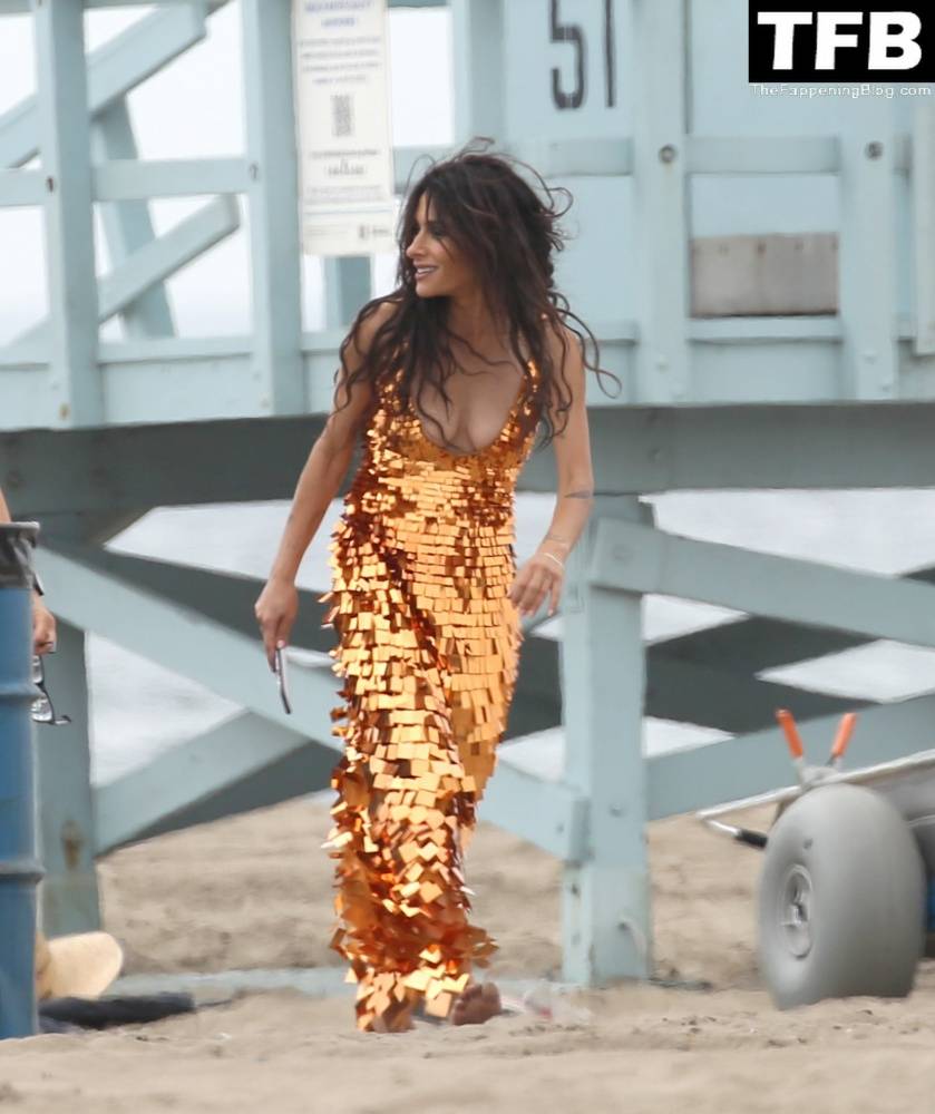 Sarah Shahi is Spotted During a Beach Shoot in LA - #16
