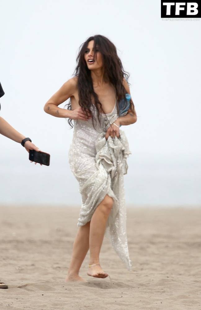 Sarah Shahi is Spotted During a Beach Shoot in LA - #20