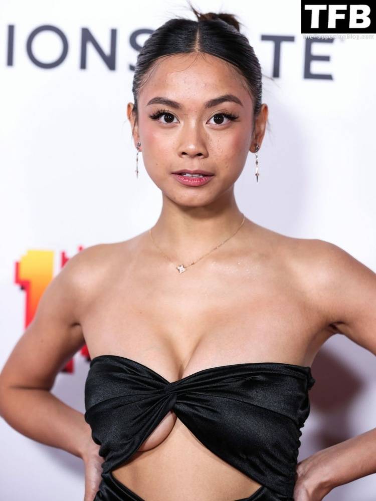 Ylona Garcia Shows Off Her Sexy Tits at the 1C1UP 1D Los Angeles Premiere - #17