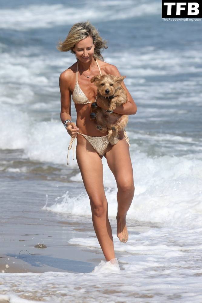 Lady Victoria Hervey Takes Her Norfolk Terrier D 19Artagnan For Beach Stroll in Malibu - #5