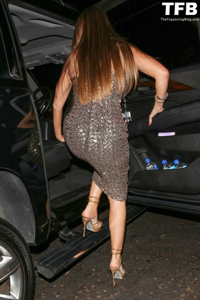 Busty Sofia Vergara Heads to Cecconi 19s for Dinner - #12