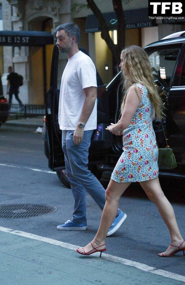 Jennifer Lawrence & Cooke Maroney Head Out For a Date Night in NYC - #15
