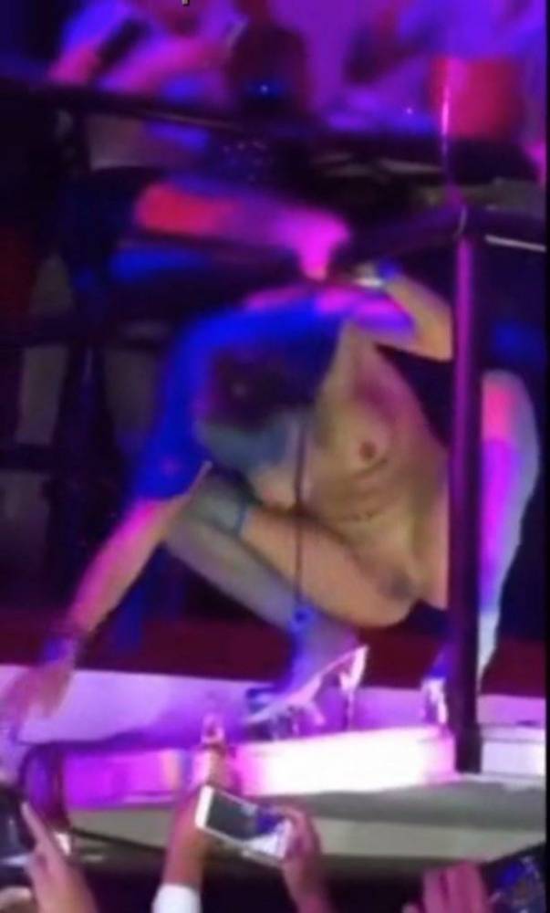 Cardi B Nude Stage Stripper Pussy Bottle Video Leaked - #1