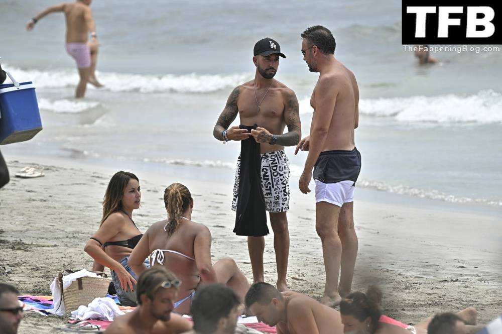 Raquel Lozano Flaunts Her Curves on the Beach in Ibiza - #6