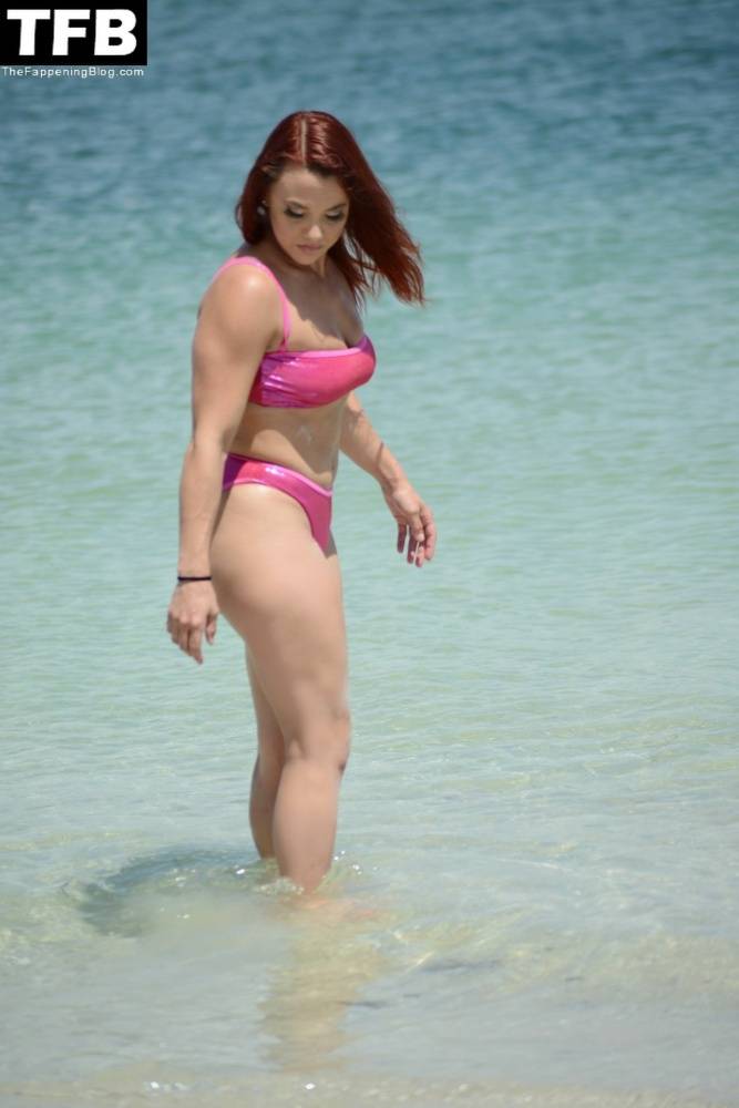 Maria Jade Stuns at the Beach in Miami - #13