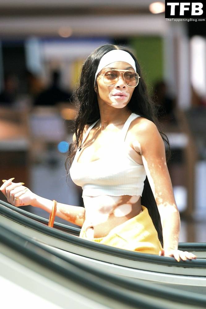Winnie Harlow Flashes a Wave and a Smile as She Jets Out of LAX Airport - #22