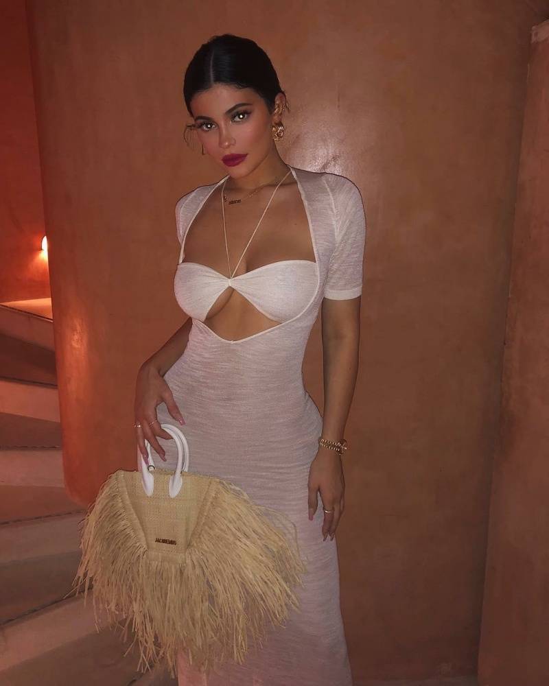 Kylie Jenner (kyliejenner.2) Nude OnlyFans Leaks (20 Photos) - #4