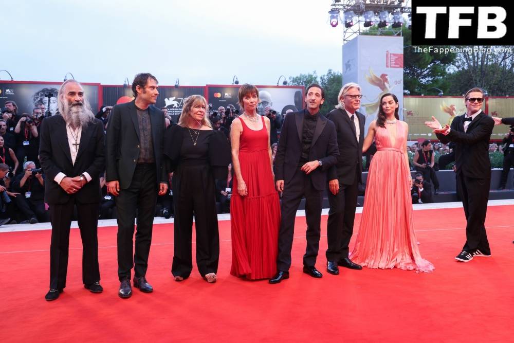 Ana de Armas Stuns on the Red Carpet at the 79th Venice International Film Festival - #90