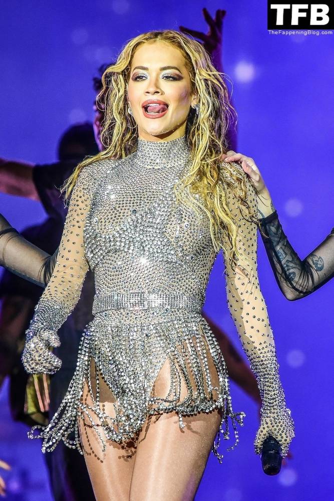 Rita Ora Flaunts Her Sexy Body During a Show at 1CRock in Rio 1D - #13