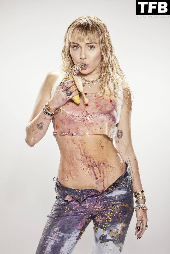 Miley Cyrus Nude & Sexy 13 1CShe Is Coming 1D Outtakes - #14