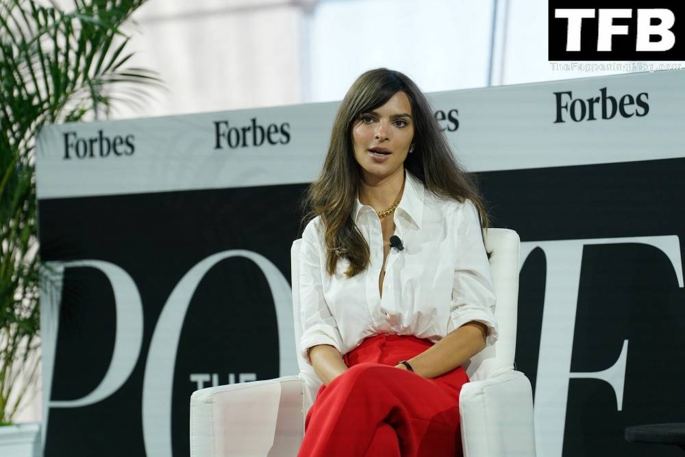 Newly Single Emily Ratajkowski Attends Forbes Power Women 19s Summit in NYC - #3