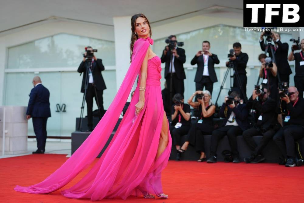 Alessandra Ambrosio Looks Stunning at the 79th Venice International Film Festival - #81