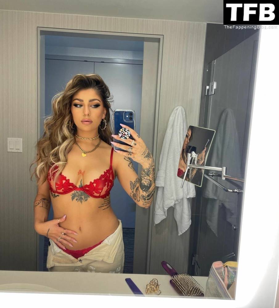 Andrea Russett Topless & Sexy Collection - #21