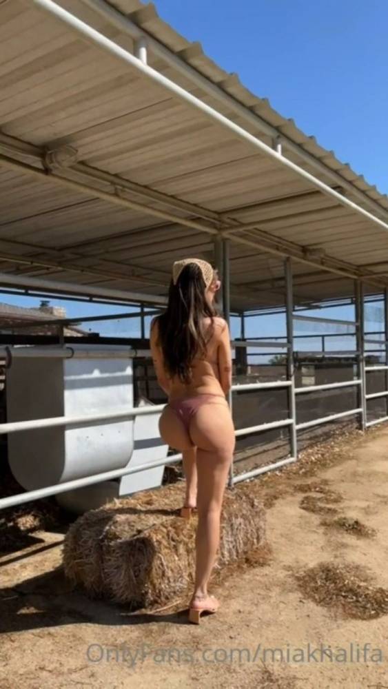 Mia Khalifa Topless Bikini Pasties Onlyfans Video Leaked - #12