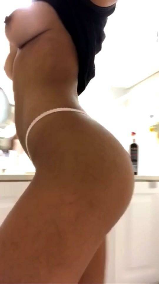 Amanda Trivizas Nude Lingerie Tit Flash Onlyfans Video Leaked - #2