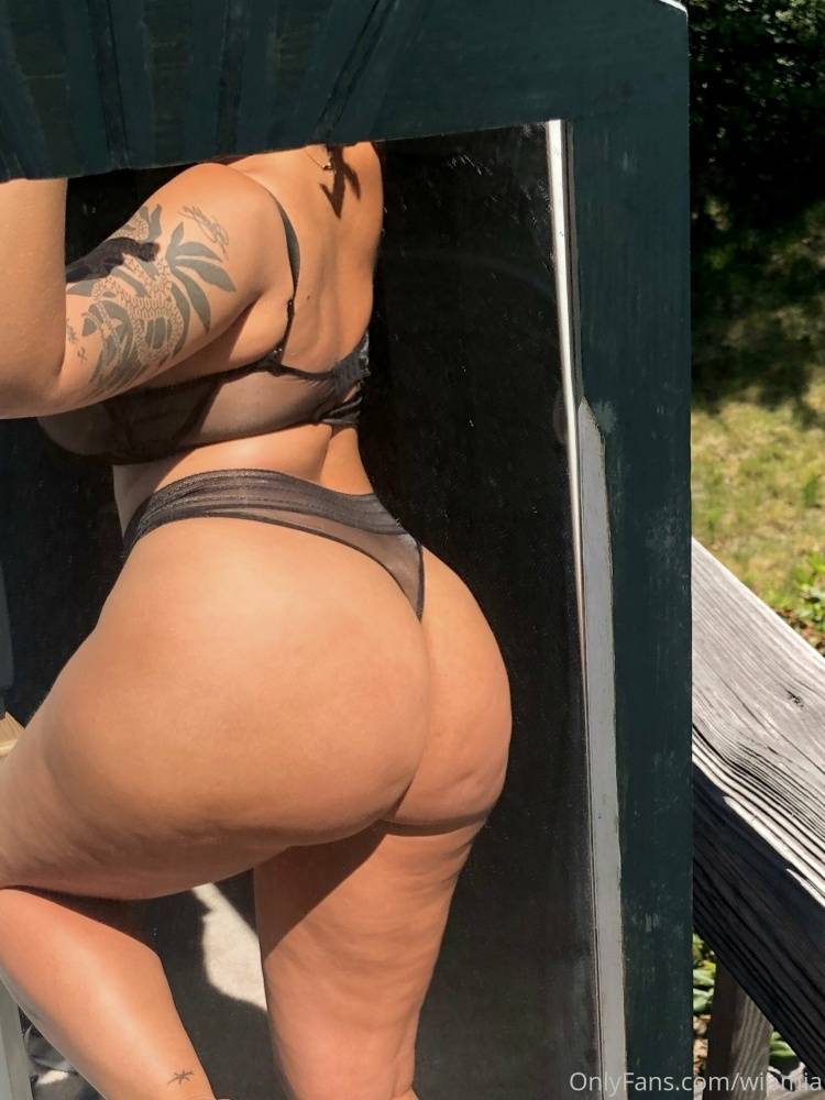 Wipmia Showing Her Huge Ass And Tits OnlyFans Leaked Gallery - #33