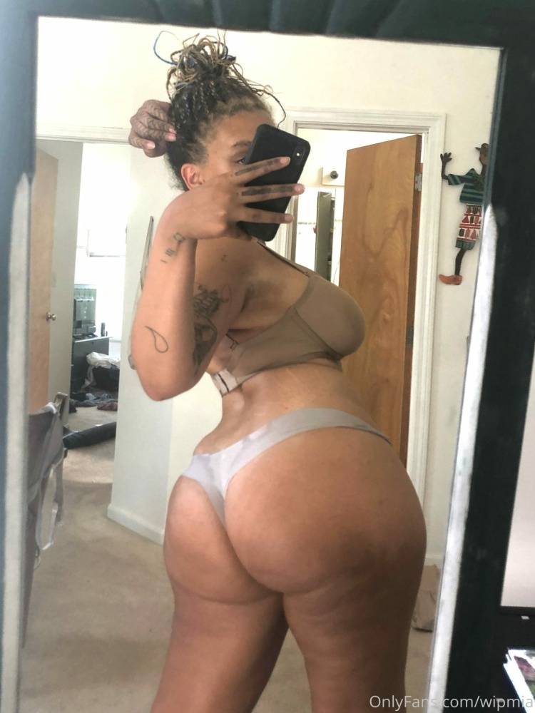 Wipmia Showing Her Huge Ass And Tits OnlyFans Leaked Gallery - #35