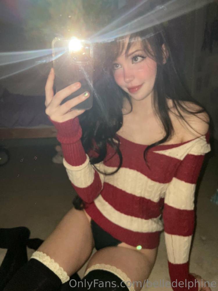 Belle Delphine Nude Casual Bedroom Selfies Onlyfans Set Leaked - #48