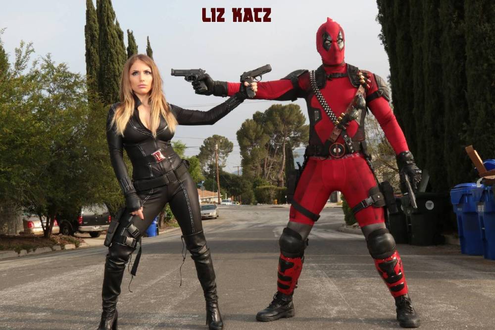 Liz Katz Topless Black Widow Cosplay Onlyfans Set Leaked - #2