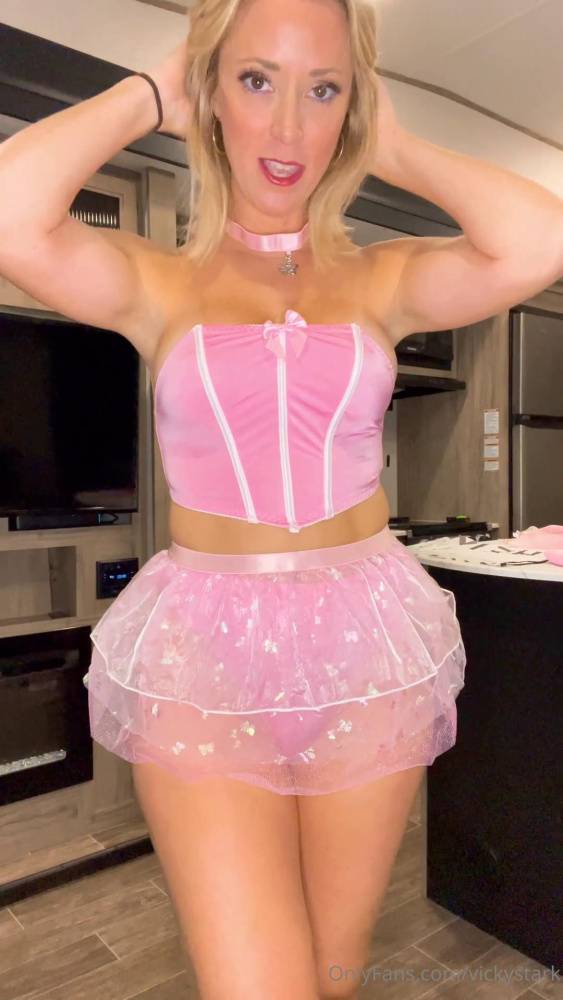 Vicky Stark Nude Pink Costumes Try On Onlyfans Video Leaked - #13