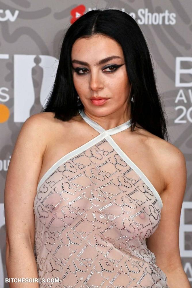 Charli Xcx Nude Celebrities - Charli Celebrities Leaked Video - #17