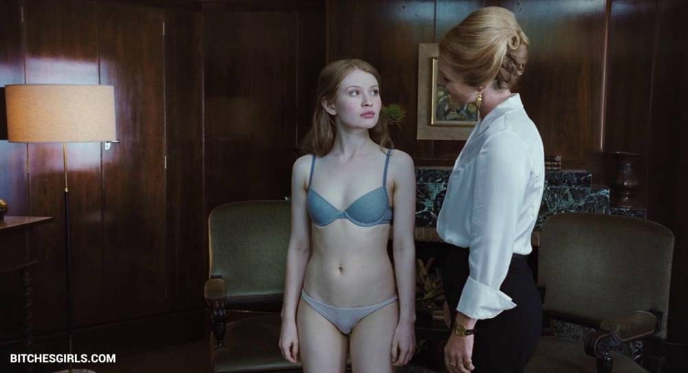 Emily Browning Nude Celebrities - Nude Videos Celebrities - #4