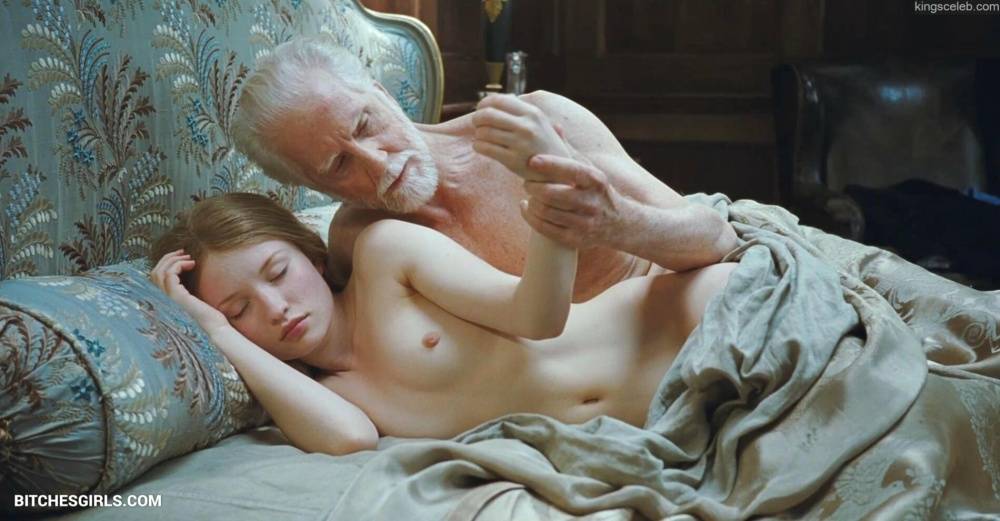 Emily Browning Nude Celebrities - Nude Videos Celebrities - #3