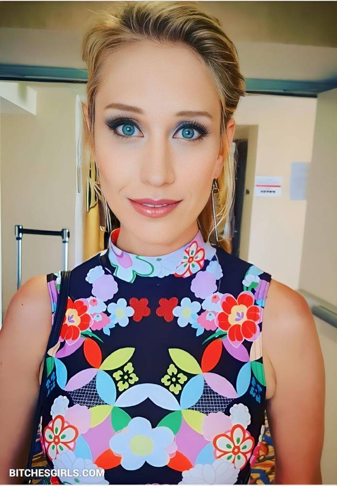 Maude Garrett Youtube Naked Influencer - Maude - #24