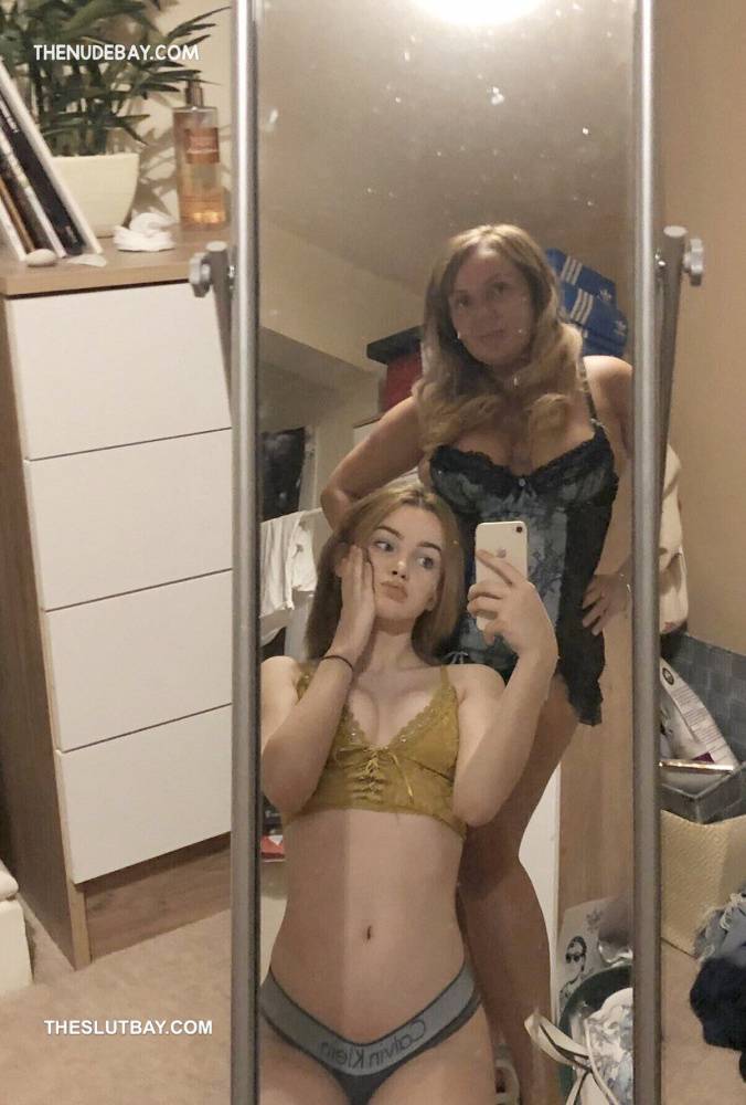 Hannah And Suzie Nude Run OnlyFans Mom & Daughter! - #31