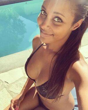 Brandi Rhodes / thebrandirhodes Nude Leaks - #16