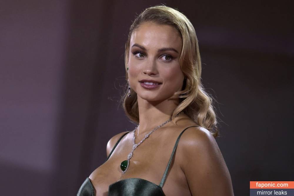 Rose Bertram Model aka SI Swimsuit aka rose_bertram Nude Leaks - #13