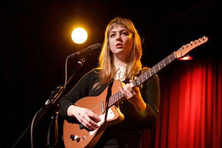 Angel Olsen / angelolsen / angelolsenmusic Nude Leaks - #21