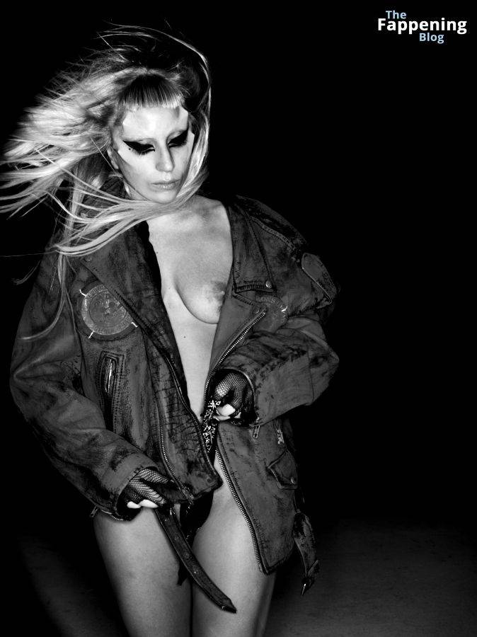 Lady Gaga Nude Collection (51 Photos) - #13