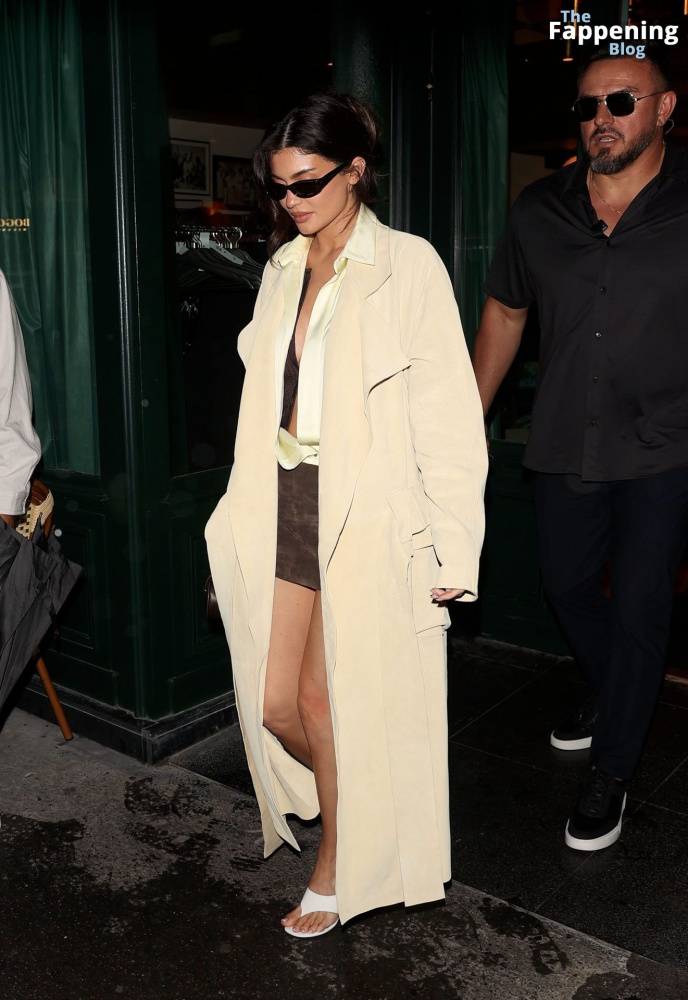 Kylie Jenner Flaunts Her Sexy Legs & Tits in Paris (29 Photos) - #19