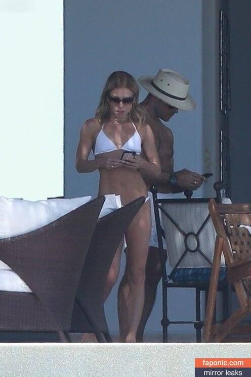 Kelly Ripa aka kellyripa Nude Leaks - #7