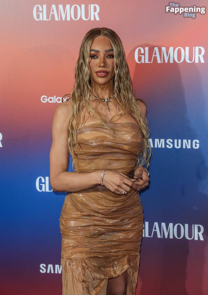 Munroe Bergdorf Stuns at the Glamour Women of the Year Awards (19 Photos) - #6