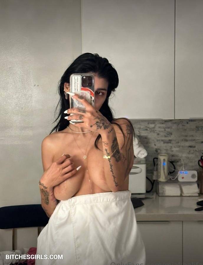 Mia Khalifa Nude Celeb - Miakhalifa Celeb Leaked Naked Video - #1