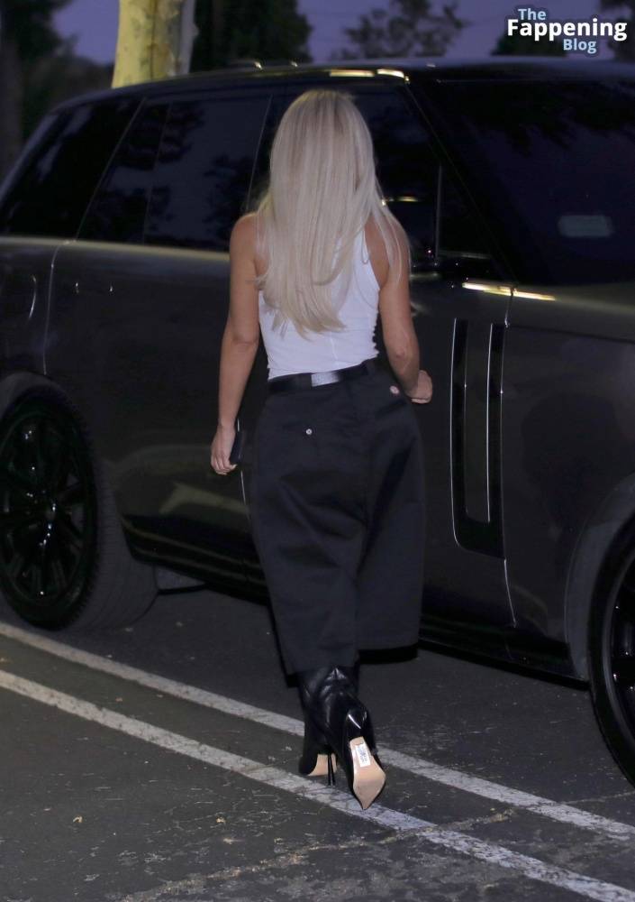 Kim Kardashian Wears Fashionable Pants and Chic Look as She Attends Late Meeting in LA (21 Photos) - #10