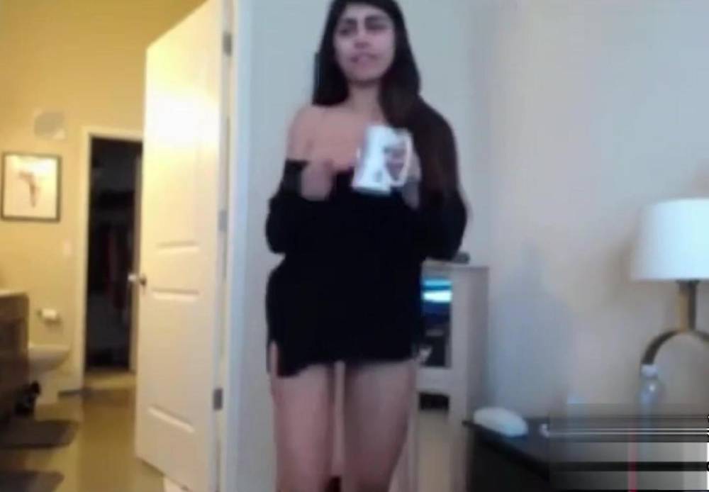 Mia Khalifa Nude Livestream OnlyFans Video Leaked - #10